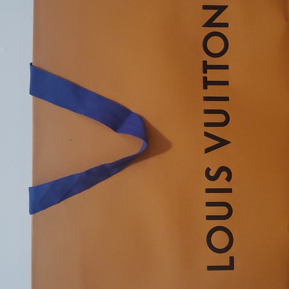 Louis vuitton shopping bag